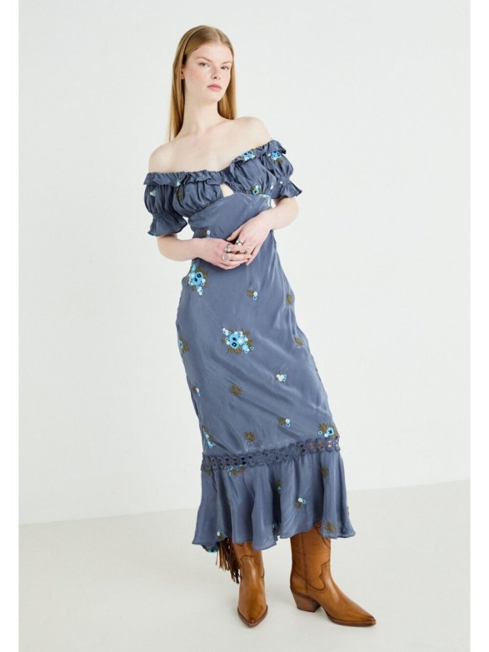 Free People Bali Santa Cruz Indigo Floral Embroidered Maxi Dress Medium New - Picture 13 of 16